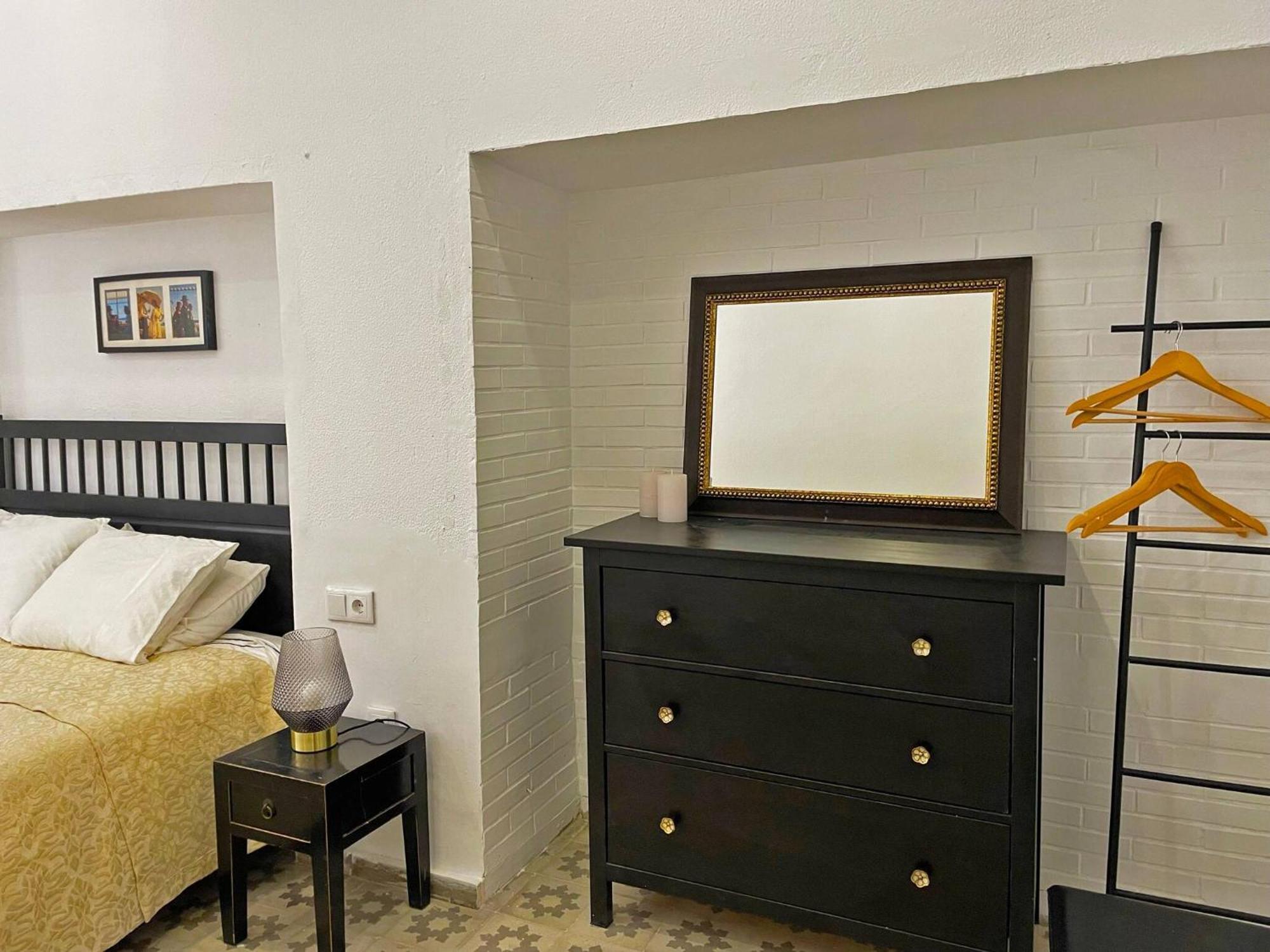 Apartamento Intramuros - Ole Solutions เฮเรซ เด ลาฟรอนเตรา ภายนอก รูปภาพ